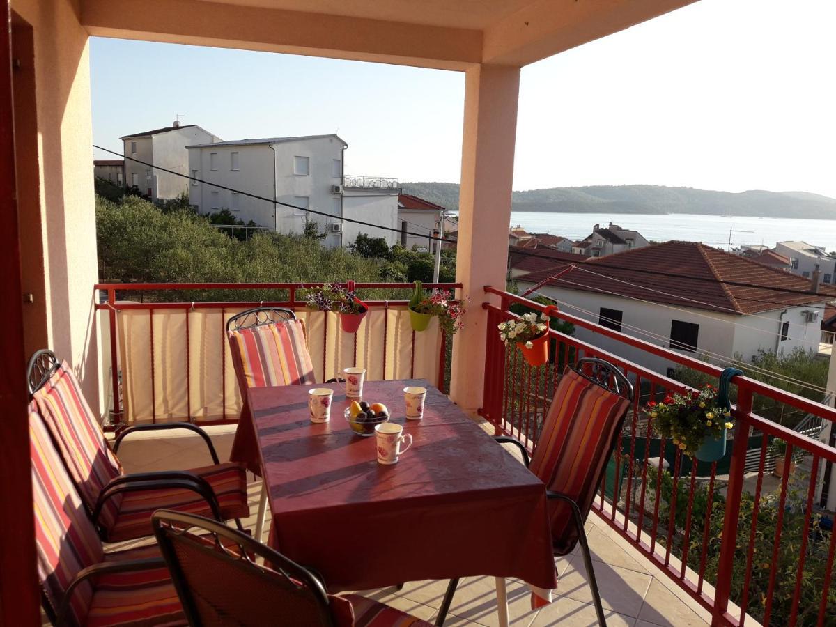 Apartments Gracia & Toni Trogir Exterior photo