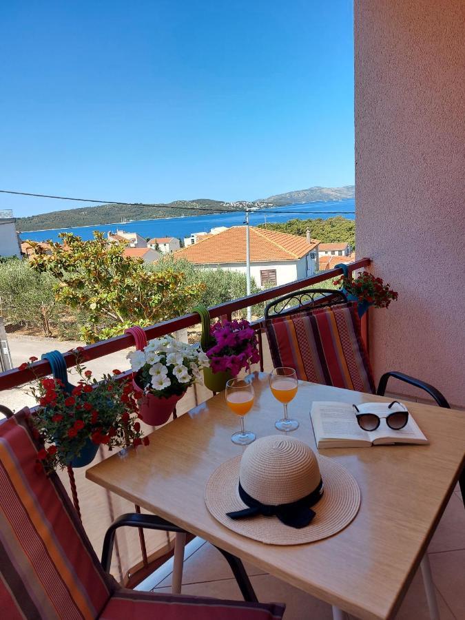 Apartments Gracia & Toni Trogir Exterior photo