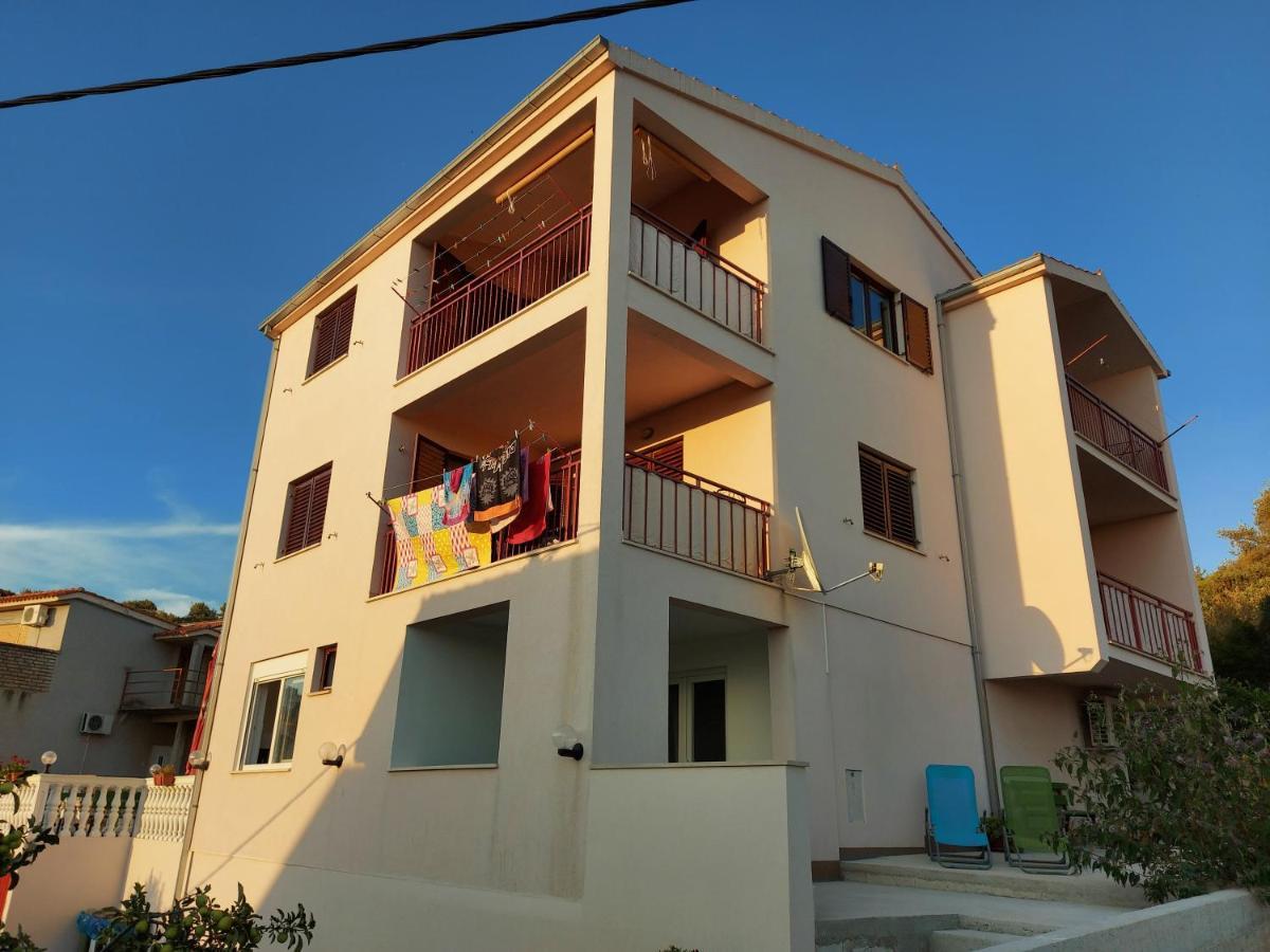 Apartments Gracia & Toni Trogir Exterior photo
