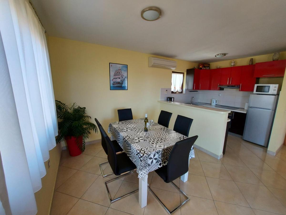 Apartments Gracia & Toni Trogir Exterior photo
