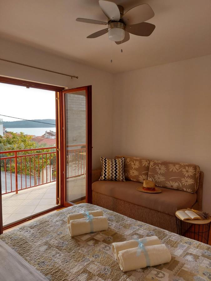 Apartments Gracia & Toni Trogir Exterior photo