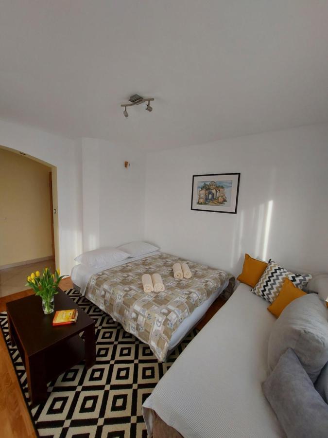 Apartments Gracia & Toni Trogir Exterior photo